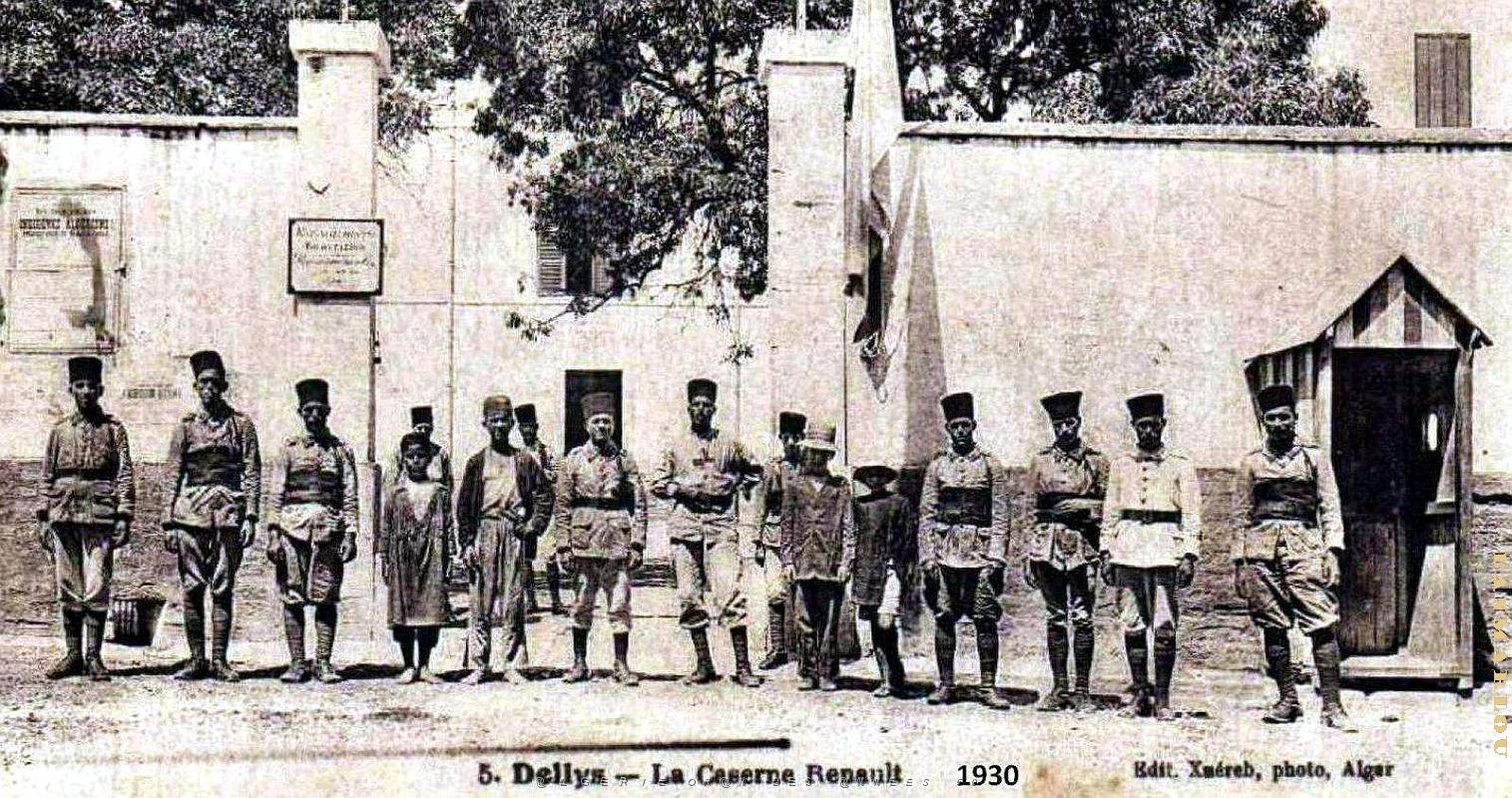2628- Dellys - Caserne Renault2 - 1930.jpg